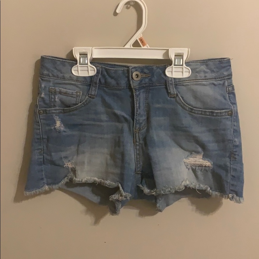Short denim shorts